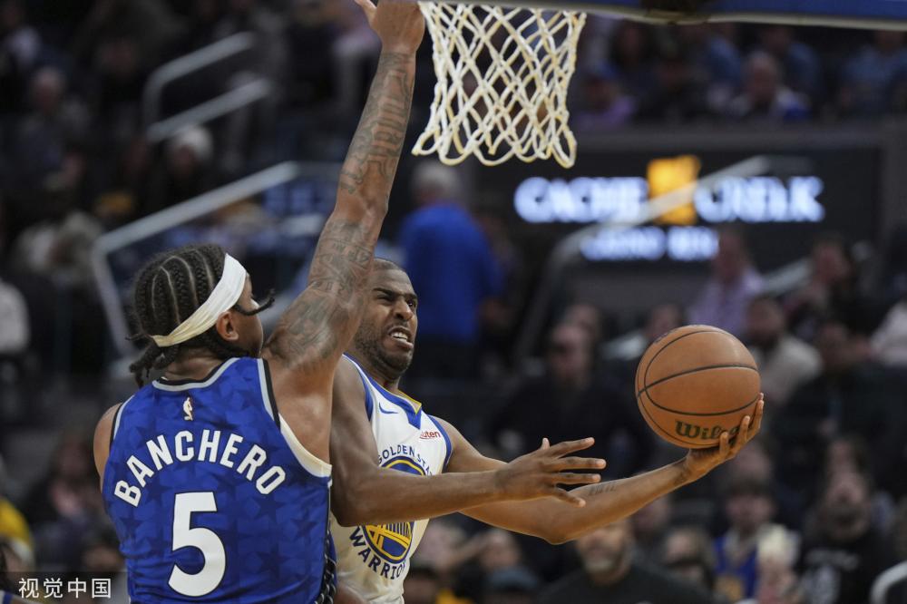 他们不仅展 他们不仅展