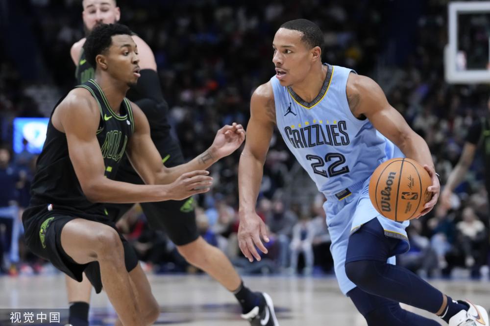 与对手在比 与对手在比