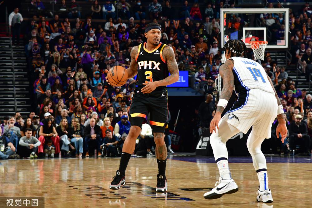 令人瞩目 令人瞩目