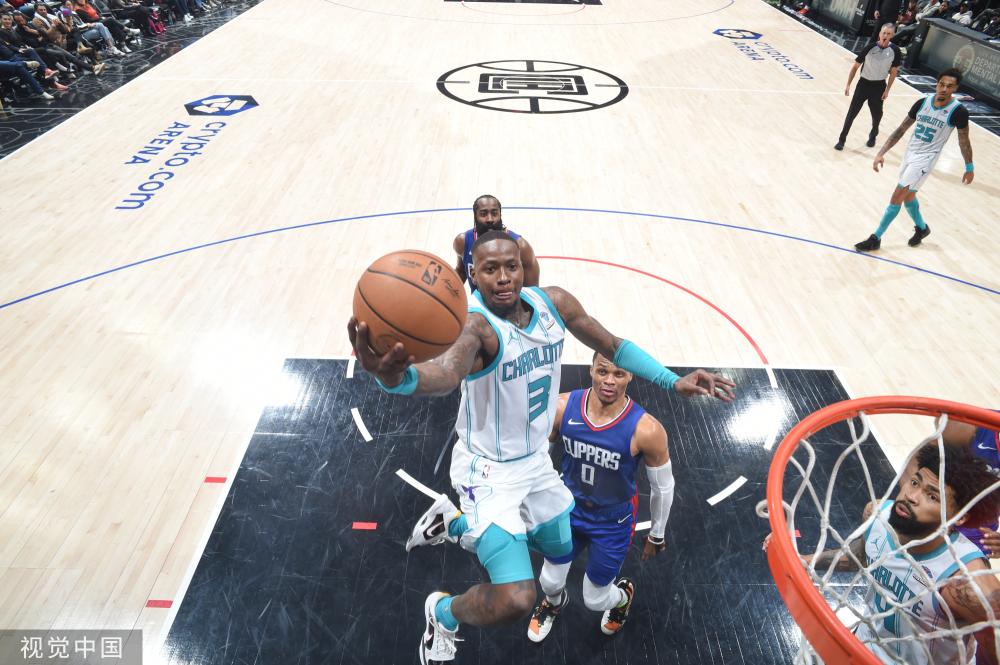 兩人不斷突 兩人不斷突